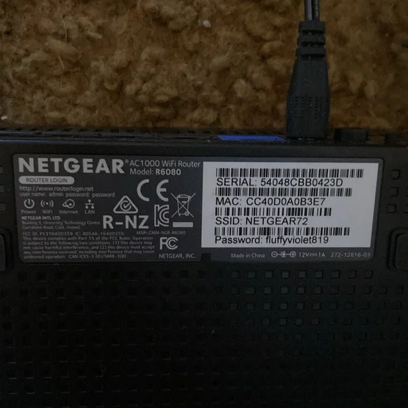 Net gear Router - Picture 2 of 3